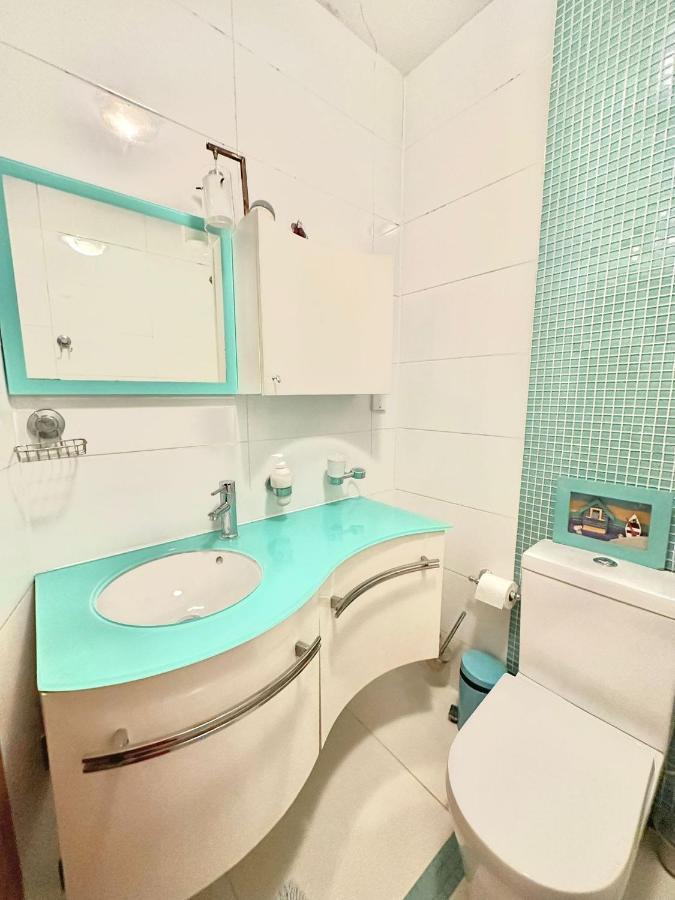London Charm - Comfortable Room In Spacious House Exteriör bild